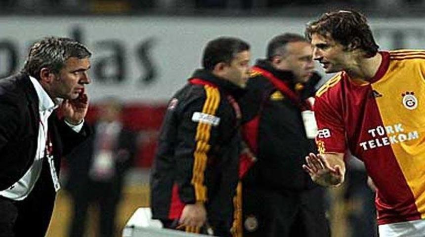 'Savaş&ccedil;ılara dokunma Hagi'