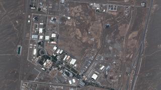 Uydu fotoğraflarına da yansıdı! İsrail'in İran'a yaptığı saldırılar sonrası yaşanan yıkım böyle görüntülendi!