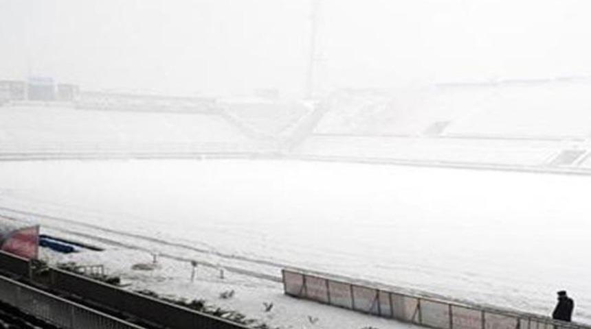 Kar yağışı ma&ccedil;ları fel&ccedil; etti!