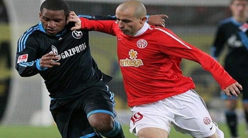 Schalke tek kurşunla vurdu!