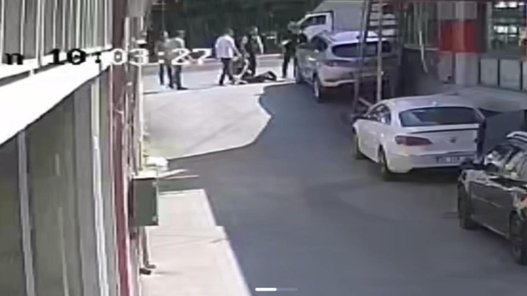 1200xauto Sosyal medyada kendisini kadın gibi tanıtan arkadaşıyla konuştu! Kandırıldığı anlayınca sırtından bıçaklayarak öldürdü