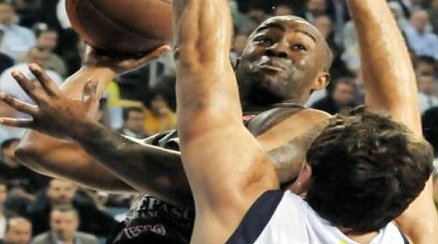 Zirve umudu Siena'da bitti!