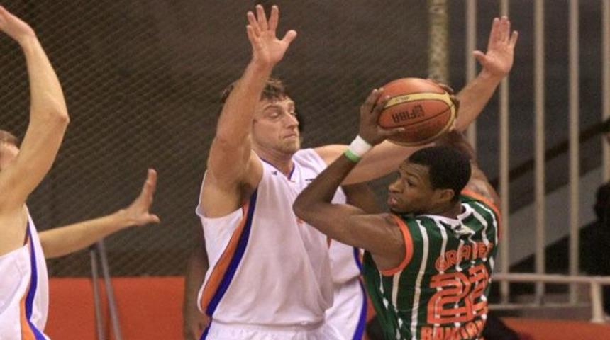 Banvit fazla zorlanmadı!