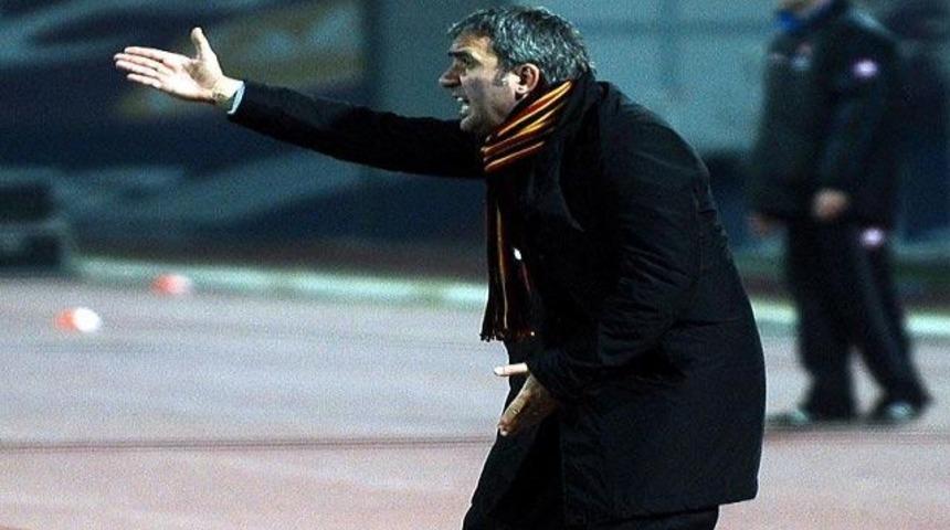 Hagi gen&ccedil; golc&uuml;y&uuml; sildi!