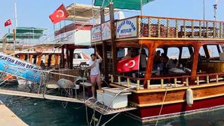 Yine köpek balığı görüntüsü! O görüntüler turistleri korkuttu... Turlar durma noktasına geldi