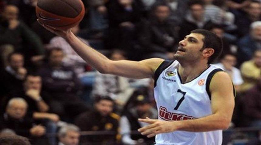 &Ouml;mer Onan'dan &ouml;rnek davranış!