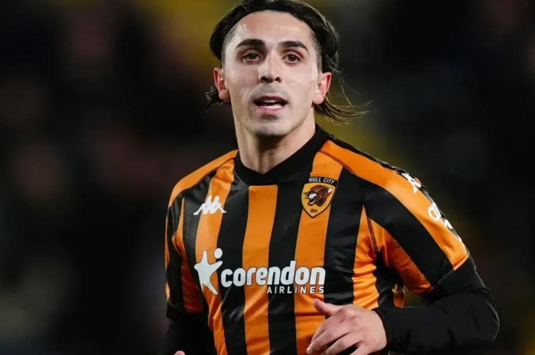 Abdülkadir Ömür Acun Ilıcalı ile görüştü! Genç oyuncu Süper Lig e geri dönüyor... 1