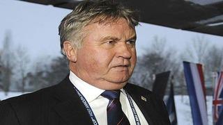 Hiddink bırakmayı düşünmüyor!
