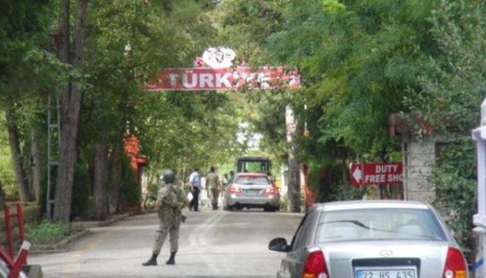 Edirne'de gözaltına alınan 2 Yunan askeri tutuklandı