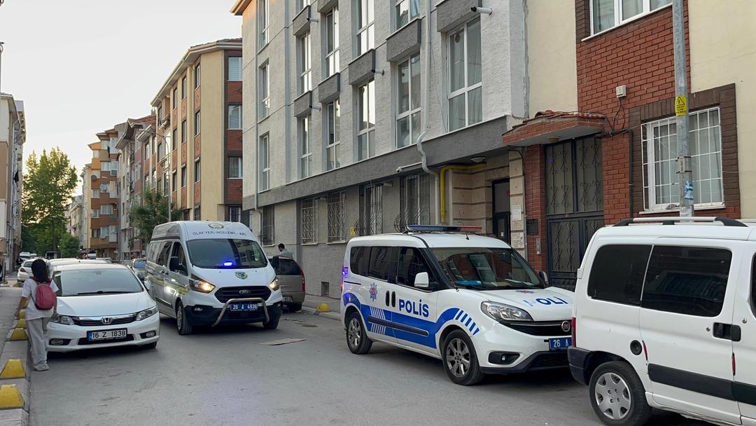 1200xauto Apartmanı kötü kokular sarınca gerçek ortaya çıktı! Çürümüş ve şişmiş halde bulundu