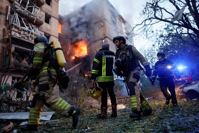 Rusya, Ukrayna'nın başkent Kiev'i dronlarla vurdu