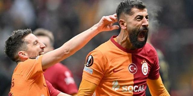 Galatasaray'da bir ayrılık daha! Okan Buruk biletini kesti, İstanbul ekibine transfer oluyor