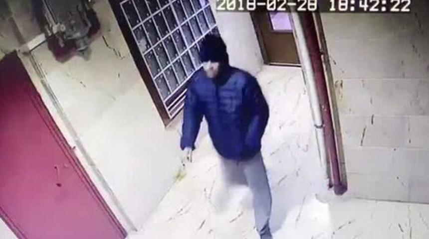 Kartal'da anne ve babasını katleden cani, katliama böyle gitmiş!