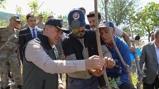 Vali, aşılama çalışmalarını yerinde inceledi