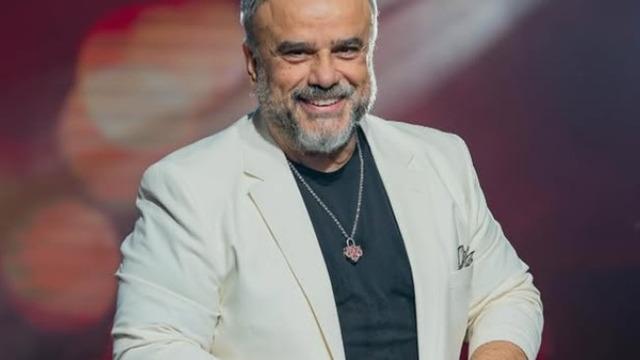 Gözlerden uzak büyüttü! Bülent Serttaş'ın kızı Miray üniversiteden mezun oldu! Yorum yağdı