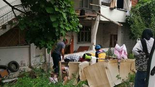 Niksar’da evin balkonu çöktü, 1 kişi yaralandı