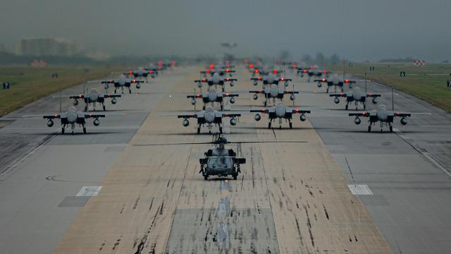 ABD'den Orta Doğu kararı! F-16, F-22 ve F-35 savaş uçaklarını gönderiyorlar
