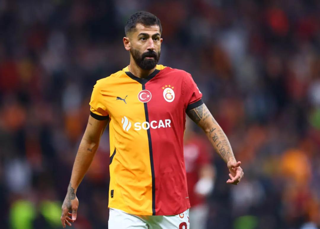 Galatasaray dan sürpriz hamle! Tecrübeli oyuncunun sözleşmesi feshedildi 2