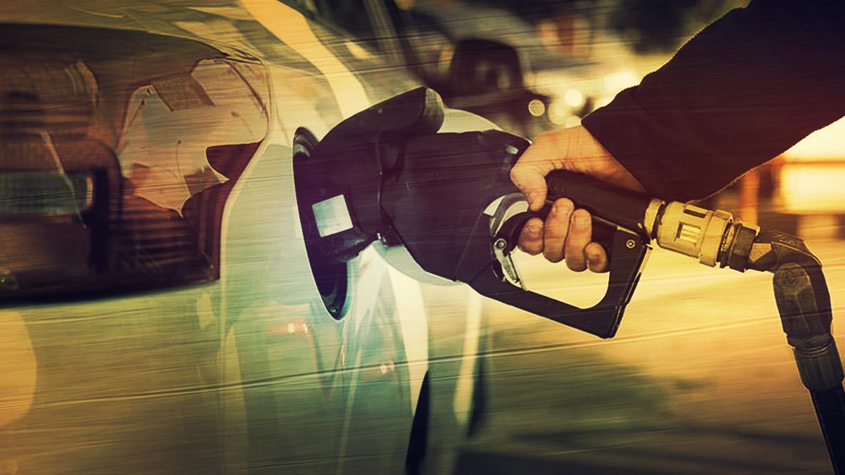 Motorinde ibre tersine d&ouml;nd&uuml;! İndirim beklenirken zam gelebilir 1