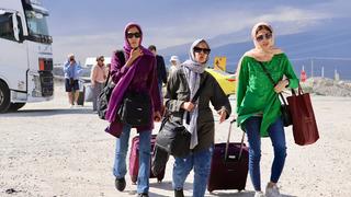 Türkiye'deki İranlılar ülkelerine dönüyor! Biz hiçbir zaman ülkemizi bırakıp gitmeyeceğiz