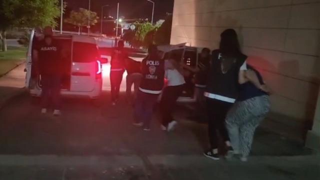 Masaj salonundaki kirli suç zincir ortaya çıktı! Müşterileri gizli kayda alıp fuhuşa zorladılar