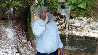 Büyükten küçüğe herkes şişe şişe içiyor: Acı tat bırakan 'şifalı su' için tüketim uyarısı!