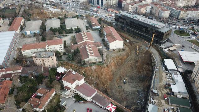 (Havadan fotoğraflarla) 400 öğrencili lisenin yanında korkutan görüntü