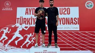 Furkan Kanlı atletizmde Türkiye şampiyonu oldu