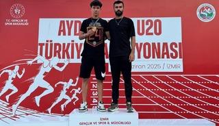 Został mistrzem Turcji w lekkoatletyce