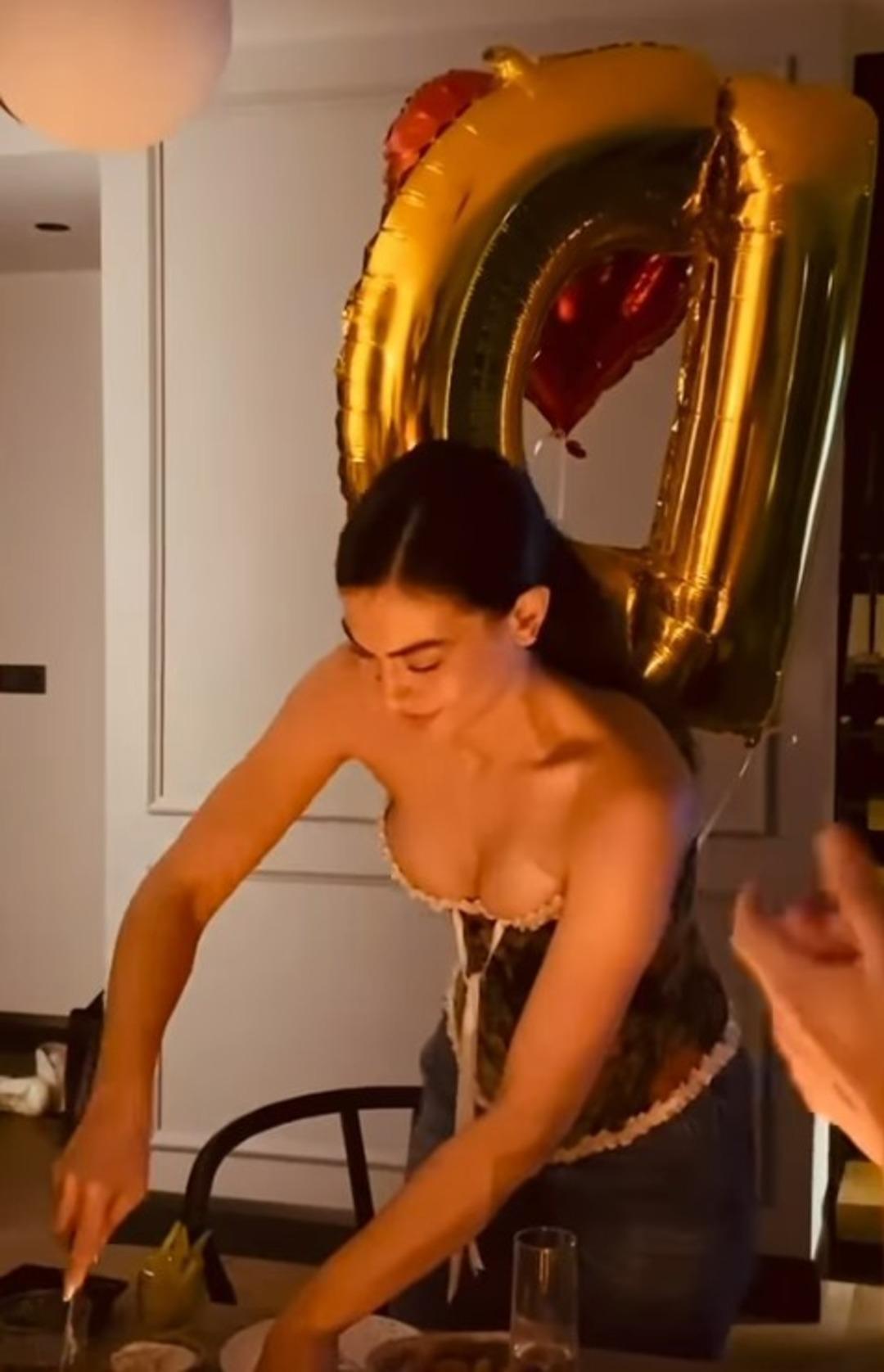 DEMET 3 DEMET 3