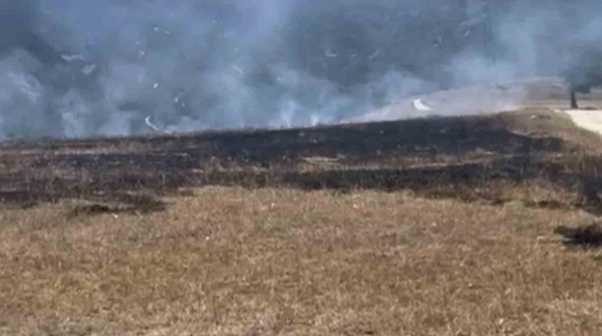 Karabük’te anız yangınında 1 dönüm tarım arazisi zarar gördü