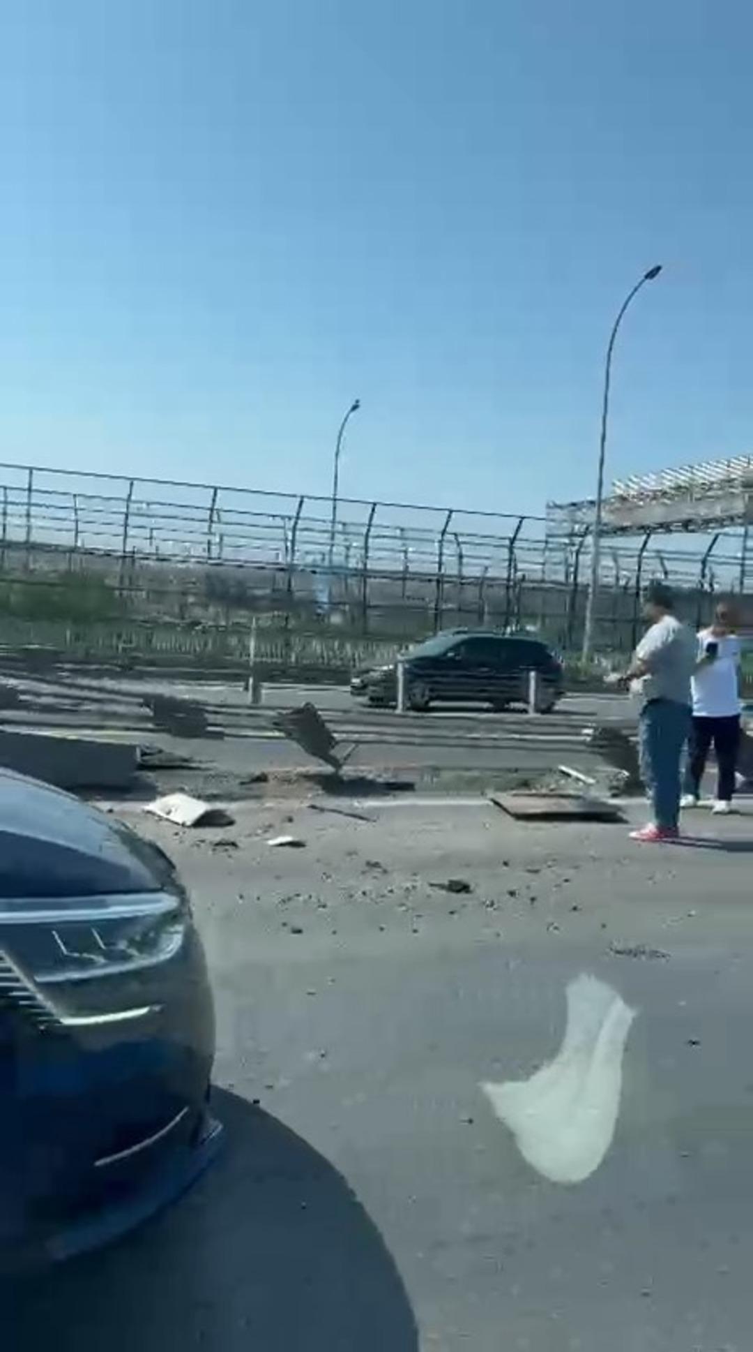 1200xauto Haliç Köprüsü'nde metrobüs kazası! Ekipler sevk edildi