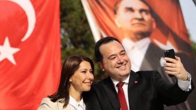 Ferdi Zeyrek'in vefatının ardından Manisa Büyükşehir Belediye Başkanlığı’na seçilmişti! Besim Dutlulu'nun paylaşımı sosyal medyada tepki çekti