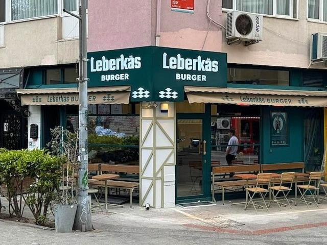 Leberkas Burger şimdi de Türk tüketicilerin damak zevkine hitap edecek