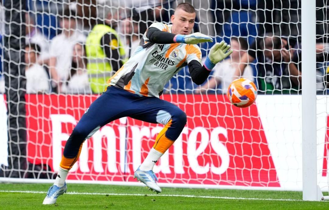 Galatasaray kaleci transferinde kriz yaşıyor! Ter Stegen, Petrovic, Lunin derken bugün Uğurcan Çakır ile görüşme var... 4