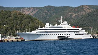 Meksikalı iş insanına ait lüks yat Lady Moura Marmaris'te! Güvertesinde kumsal sahili de var!