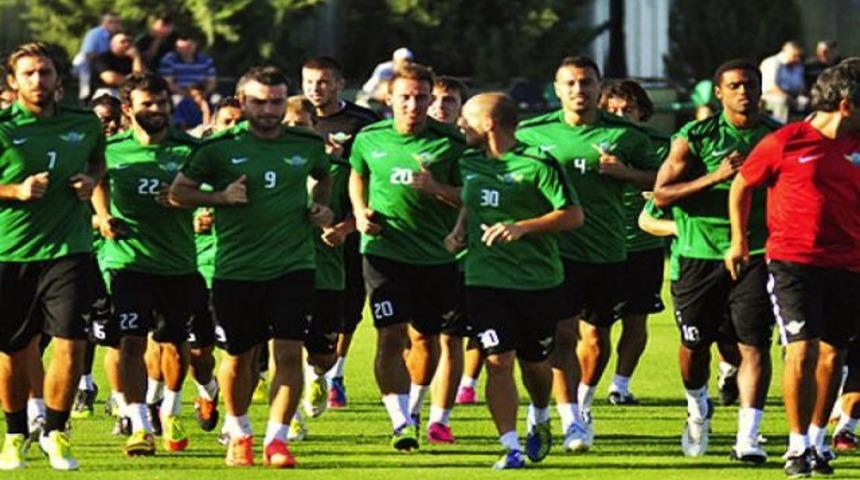 Akhisar evinde ilk ma&ccedil;ına &ccedil;ıkıyor