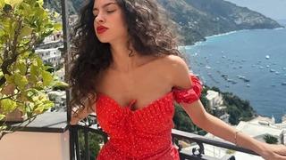 Bir Gece Masalı finali sonrası iddialı pozlar! Su Burcu Yazgı Coşkun peş peşe yayınladığı kareleri yorumlara kapattı