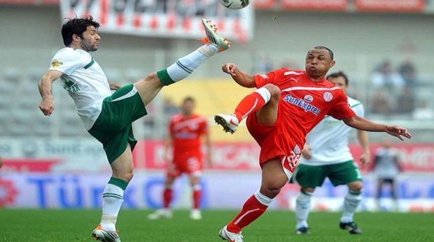 Bursa  Antalya'yı ateşe itti!