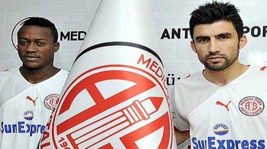 Antalyaspor'da imza şov