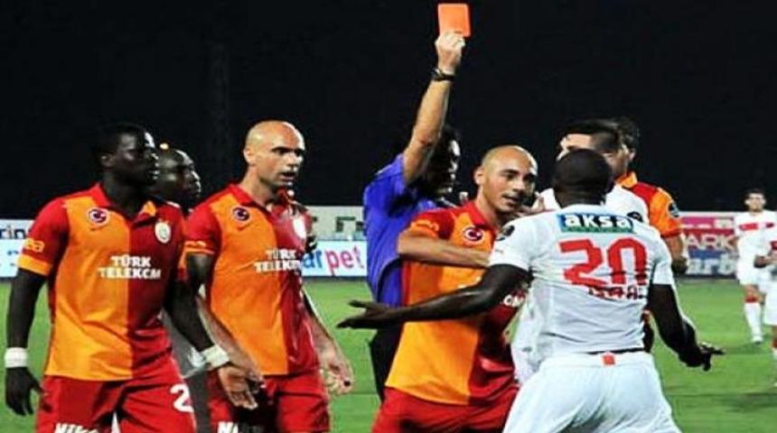 Isaac'e 3 ma&ccedil; ceza..!