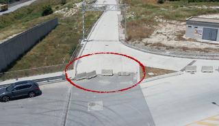 Yer: İstanbul! Yolu beton bloklarla kapattılar, mahalleli isyan etti