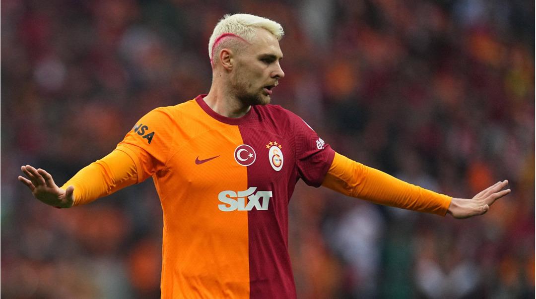 Galatasaray da yolcular da şekilleniyor! Sarı-Kırmızılılar da Okan Buruk o ismin biletini kesit yönetim ile görüştü: Onu takımdan gönderin 2