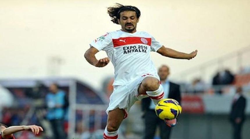 Antalyasporlu futbolcuya 6 ay men!