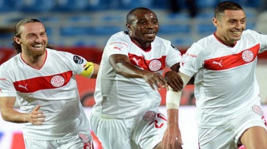 Antalyaspor Avrupa devlerini solladı!
