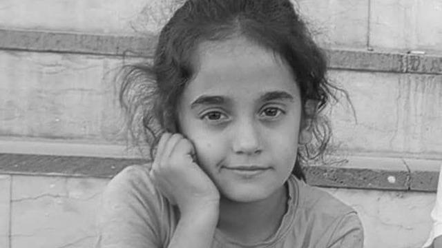 9 yaşındaki Yasemin'i bıçaklayarak katletmişler!