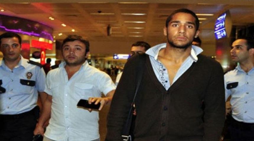 Alves'in s&ouml;zleşmesi feshedildi