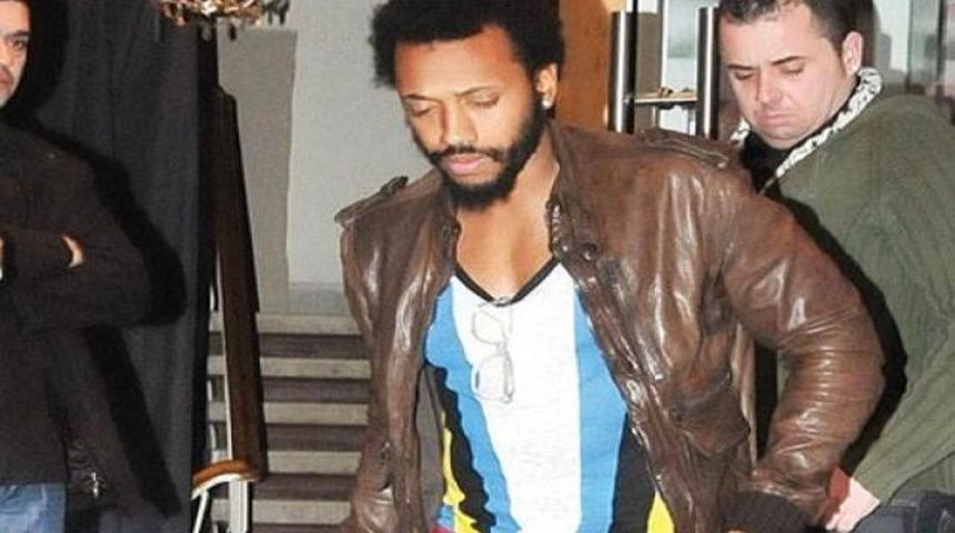 Fernandes yine gecelerde!