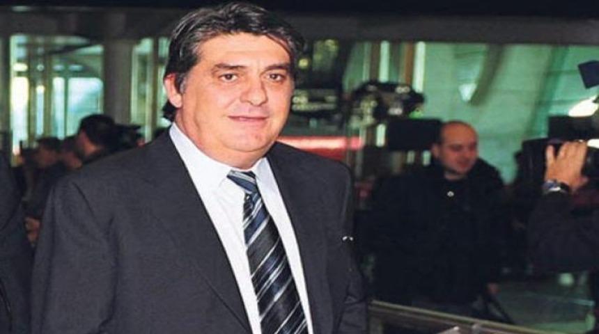 Serdal Adalı, adaylıktan vazge&ccedil;ti..!