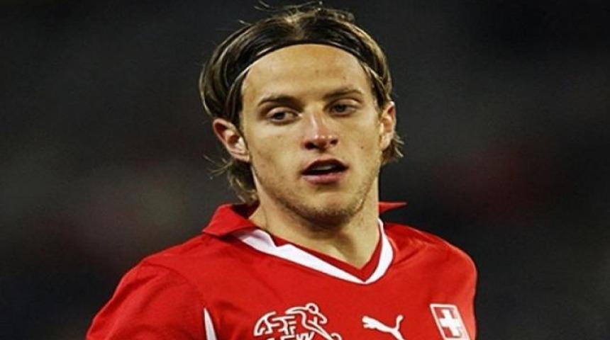 Kartal sol bekini buldu..!